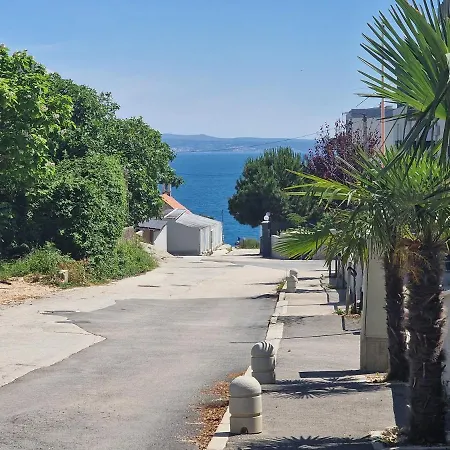 Διαμέρισμα Zlata, With Patio And Garden *